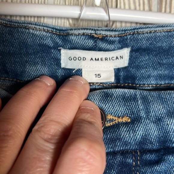 Women’s Good American Good Legs Cropped Size 15 - Picture 2 of 4